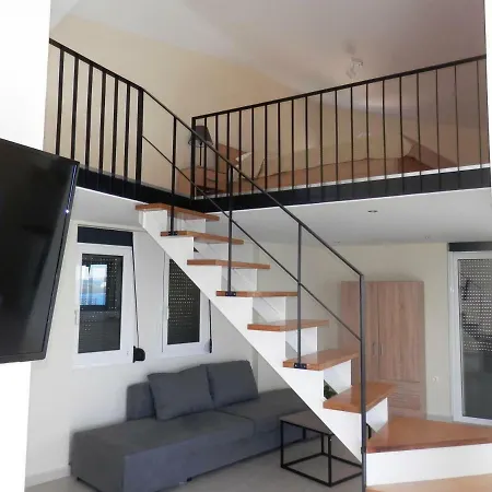 Διαμέρισμα Loft *